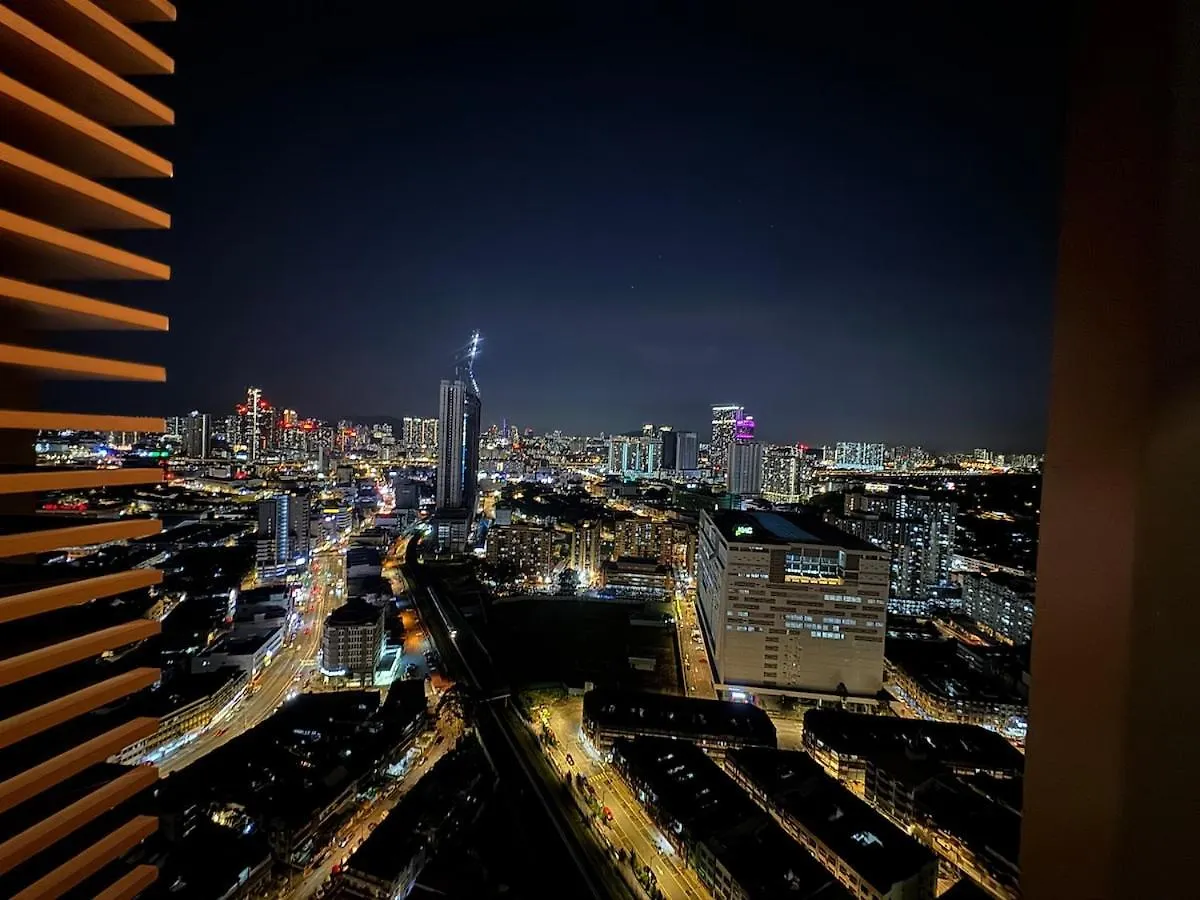 Lucentia Residences Klcc By Hausome Kuala Lumpur 0*,